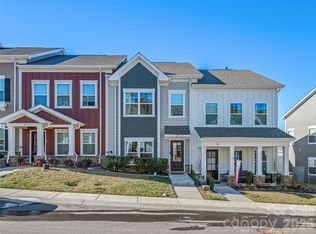 56 Walnut Springs Dr, Asheville, NC 28804