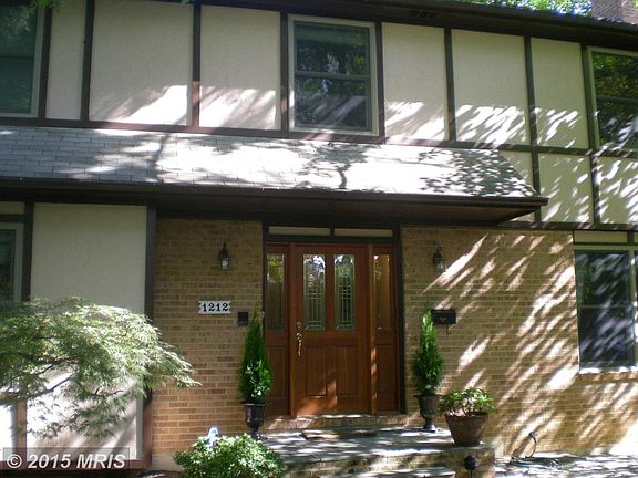 2nd image of 1212 H St