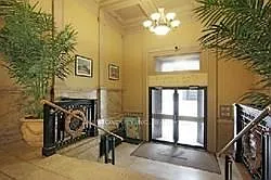 73 Richmond St W #404 — Photo 3
