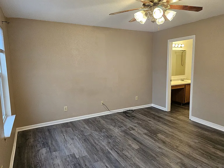 16772 Aulton Dr — Photo 12