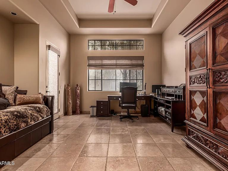 36138 N Summit Dr — Photo 9