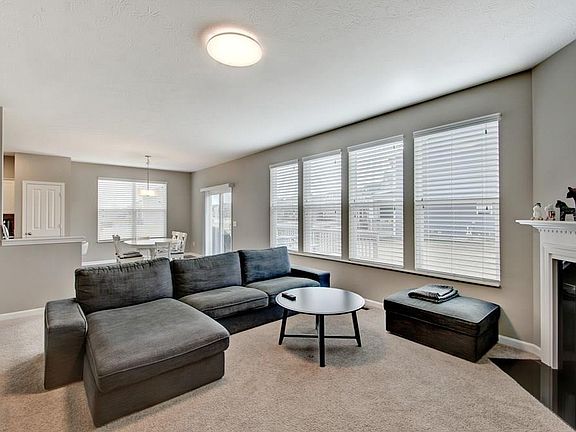 4th image of 10879 Chapel Woods Blvd S
