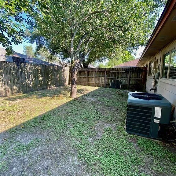 11011 Crenchrus Ct — Photo 11