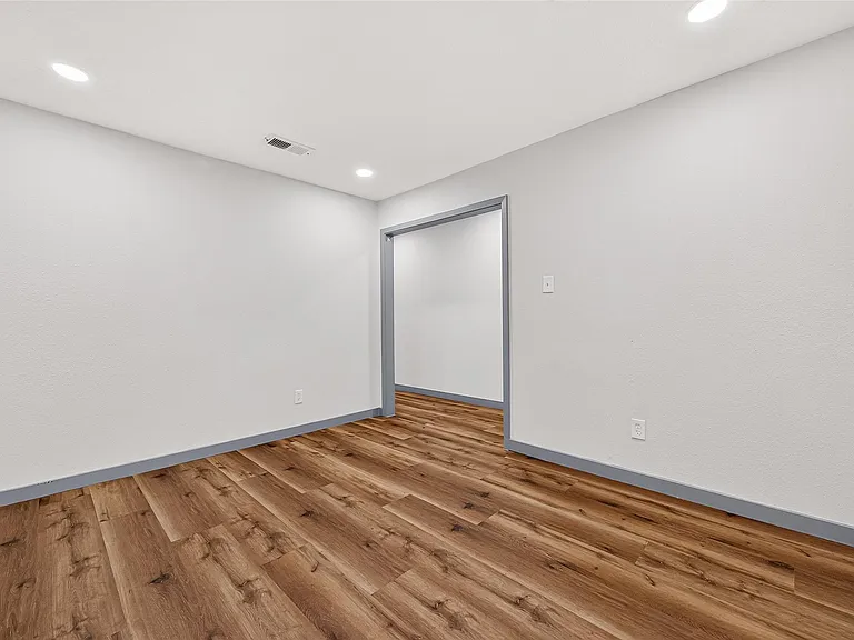 3102 Knotty Oaks Trl — Photo 7