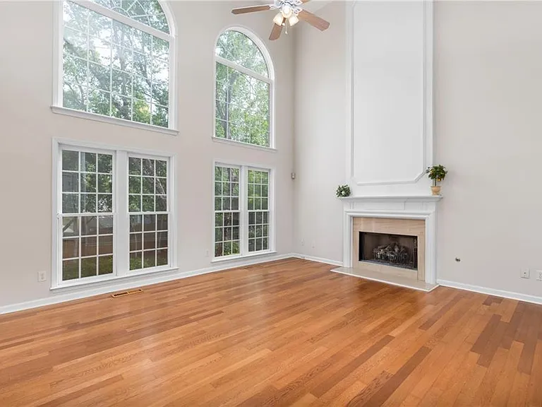 1858 Fox Chapel Dr SE — Photo 7