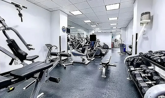 Rented by Manhattan Realty Group | media 13