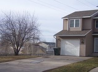 1910 Maple Cir, Gillette, WY 82718