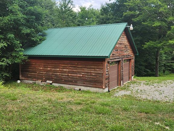 2nd image of 1016 Ramsey Rd