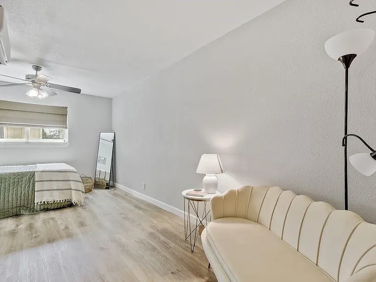 1111 W 10th St #106 — Photo 3