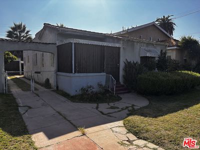 1452 W 61st St, Los Angeles, CA, 90047