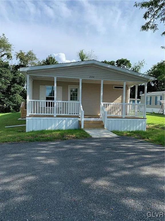 230 Independence Way photo 1