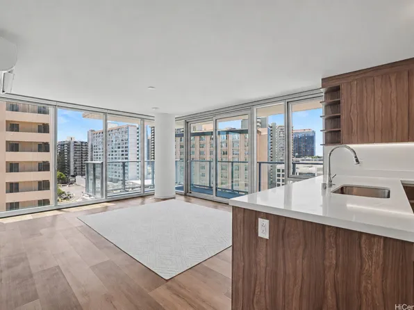 1500 Rycroft St #811R, Honolulu, HI 96814
