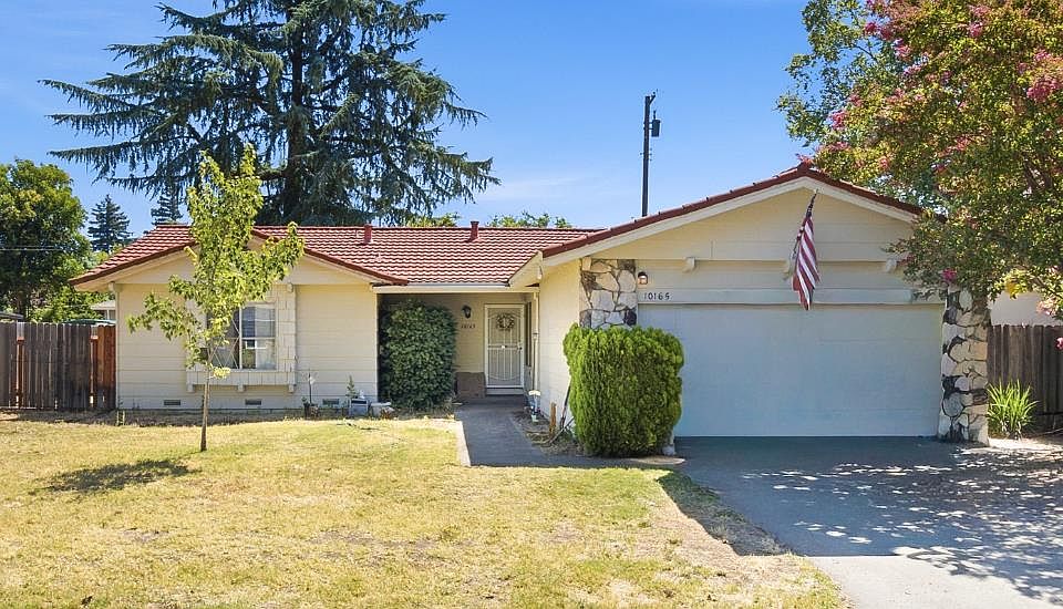 1st image of 10165 La Gloria Way