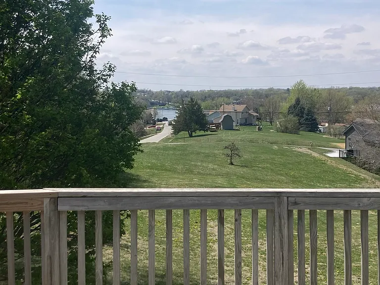 2107 Rock Bluff Rd — Photo 37