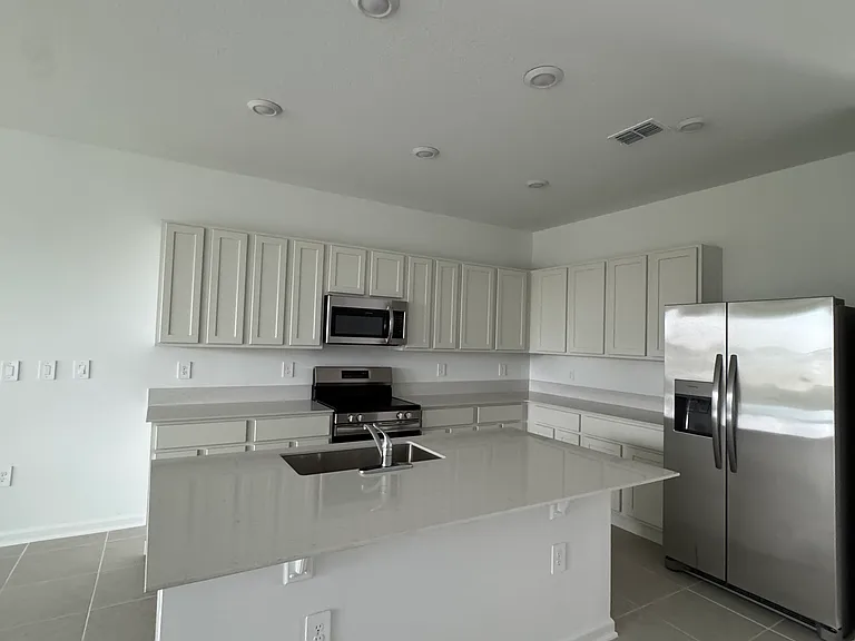 Sol Vista Dr — Photo 7
