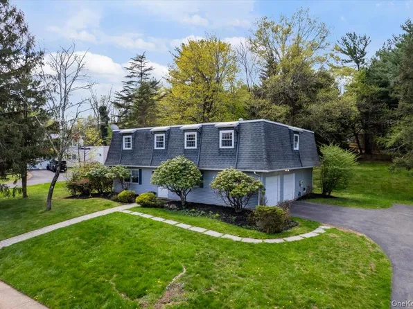 3 Spring Rock Place, Spring Valley, NY 10977