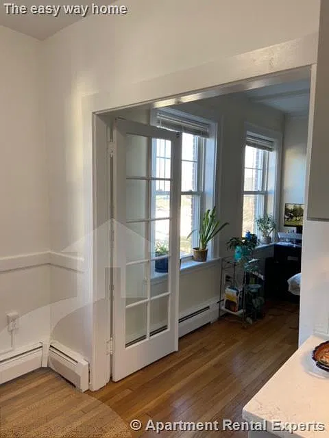 43 college ave — Photo 3