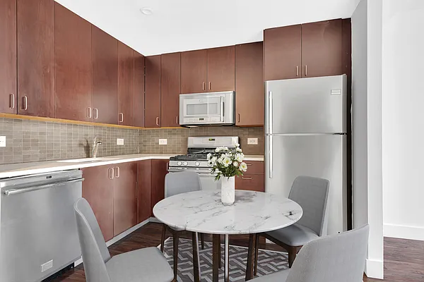 Rented by Corcoran | media 14