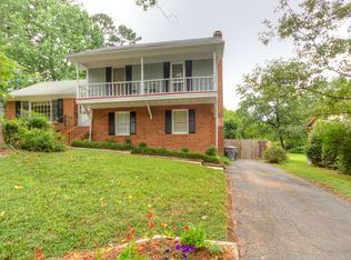 6626 Farmingdale Dr, Charlotte, NC