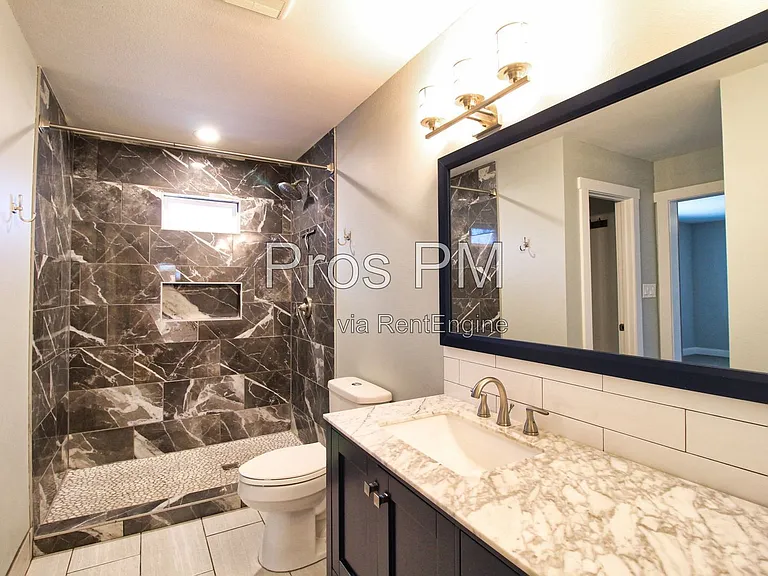 106 Joyce Dr — Photo 9