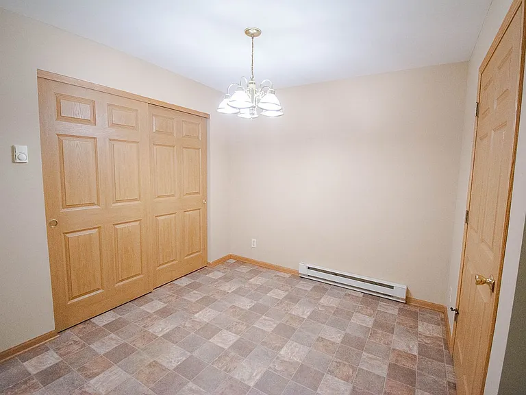 1872 Deerhaven Ln NE #5 — Photo 6