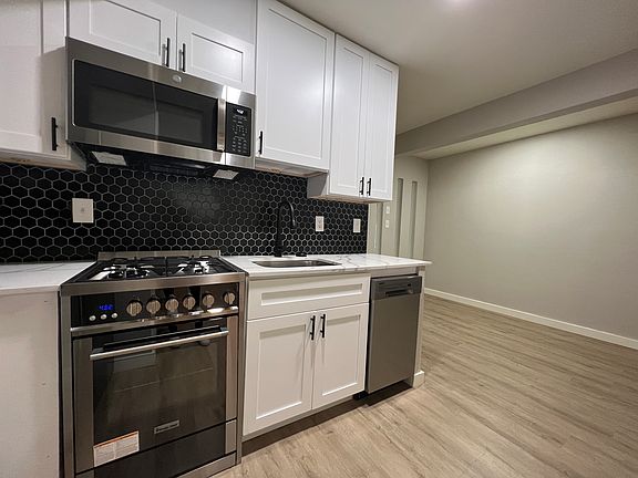 5th image of 1210 1/2 Lorrain St #108