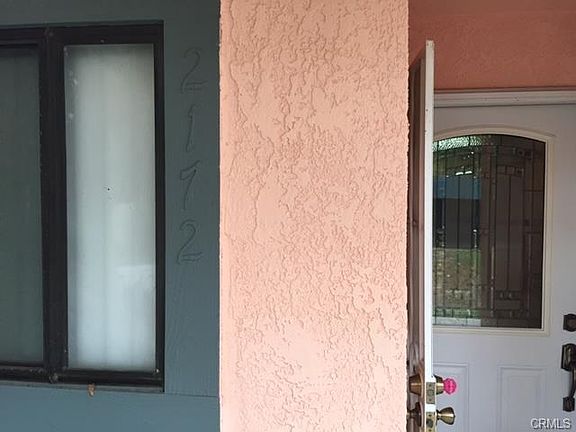 2nd image of 2172 Santa Fe Ave