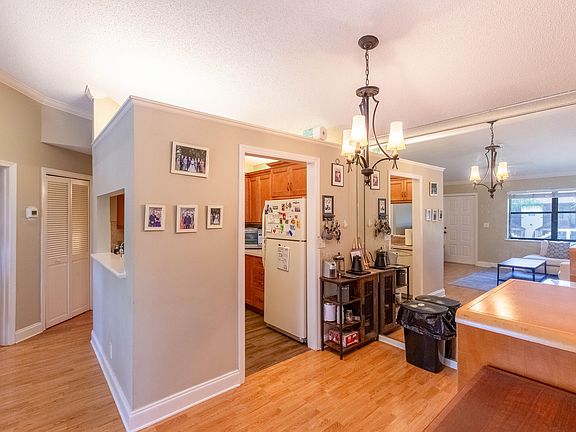 4th image of 4703 Lucerne Lakes Boulevard E #204