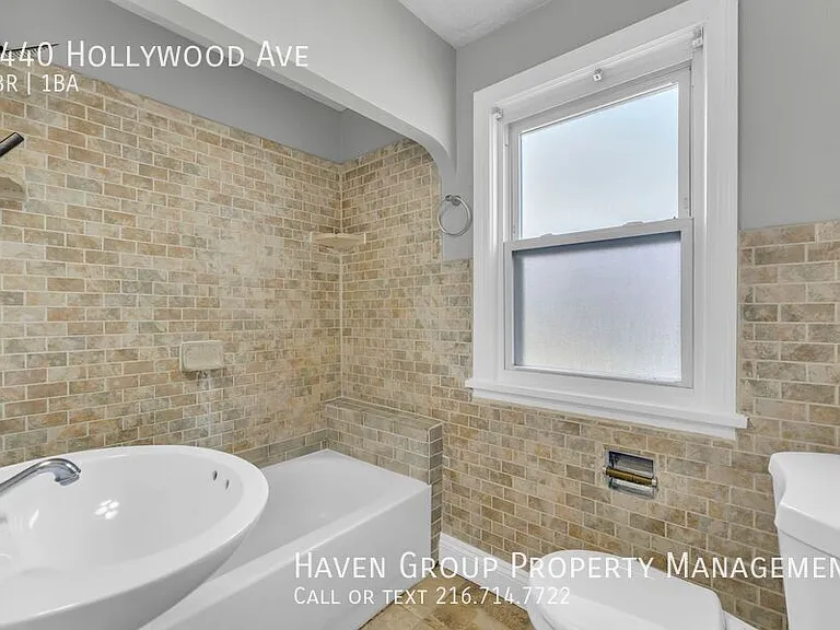 5440 Hollywood Ave — Photo 18
