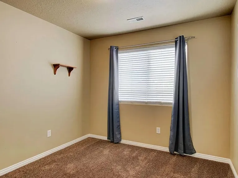 173 E Fiddlers Canyon Rd #11 — Photo 23