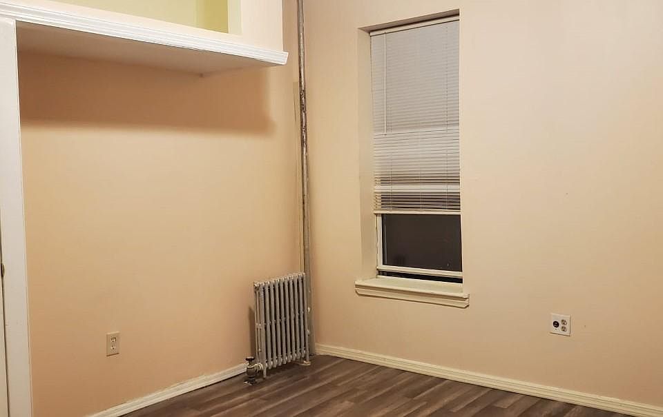 2nd image of 1162 Lenox Rd Floor 1