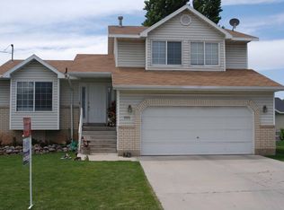 1152 S 2000 W, Syracuse, UT 84075