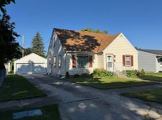 115 N Winnebago St, De Pere, WI 54115