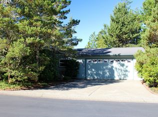 313 Manzanita Dr, Florence, OR 97439