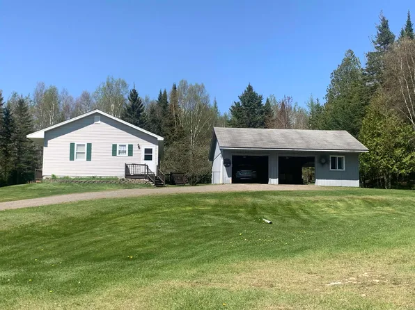 14 Mackinnon Road, Colebrook, NH 03576