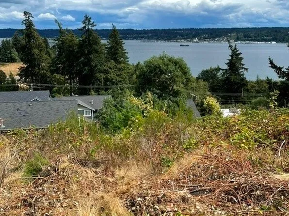 1664 Sound Ridge Drive, Bremerton, WA 98312