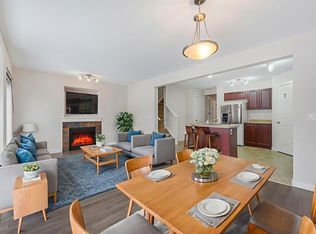 14208 36th St NW #6, Edmonton, AB