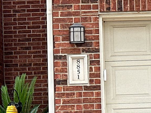4th image of 8851 Brae Crest Dr