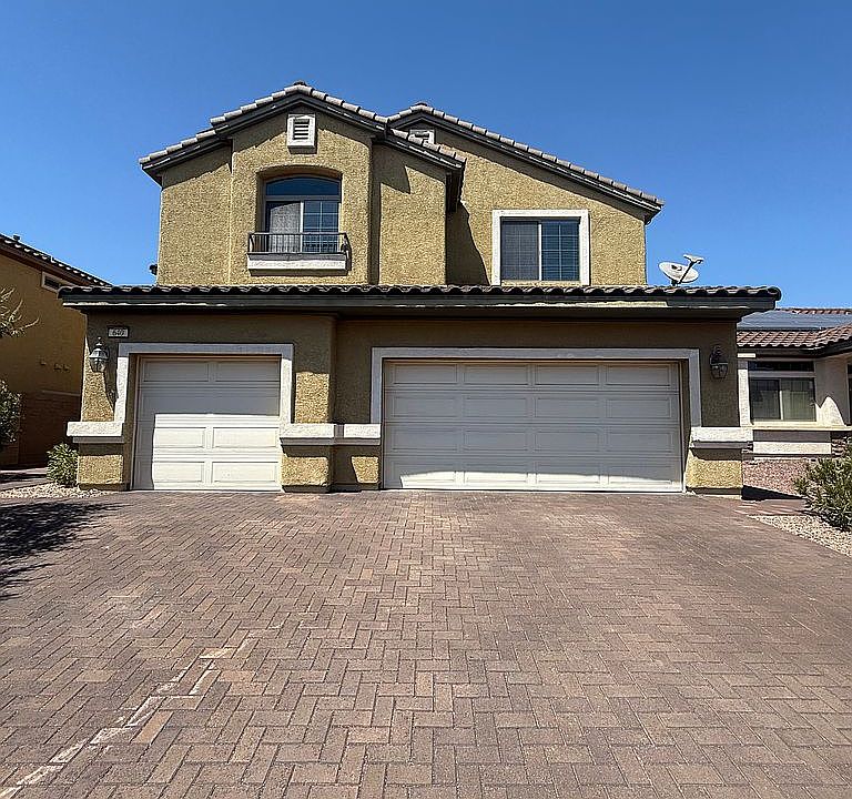 Front (street view) of home