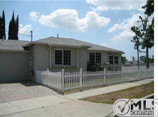 19045 Erwin St, Reseda, CA 91335