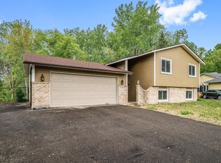1824 Houle Cir, Centerville, MN 55038