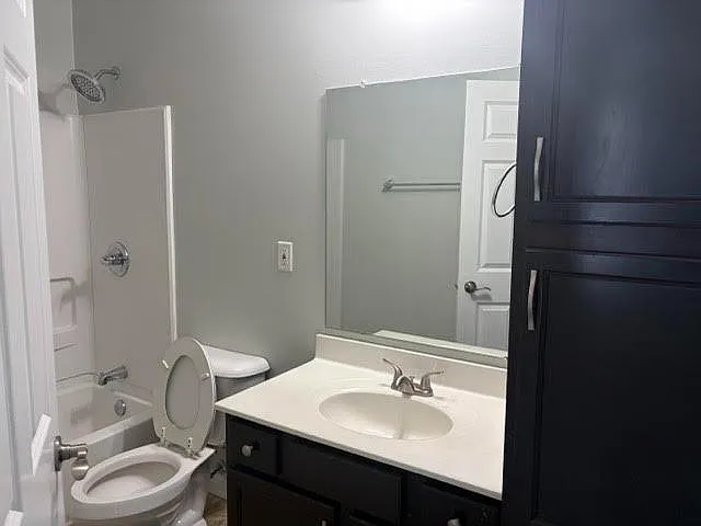 Unit Photo