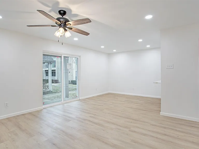 5881 Preston View Blvd #151 — Photo 5