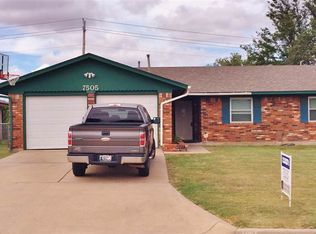 7505 NW Rolando Rd, Lawton, OK 73505
