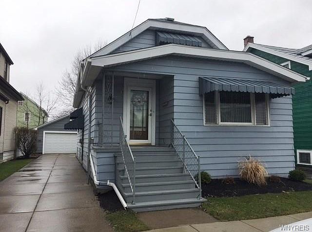 1st image of 100 Hagen St