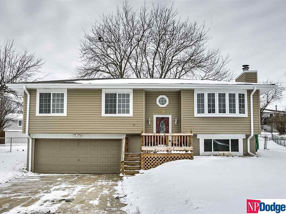1st image of 4928 N 129th Cir
