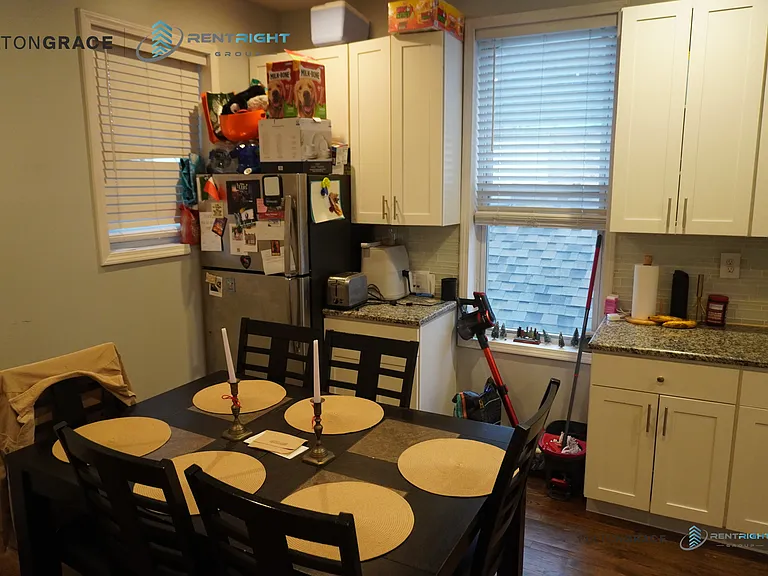 2652 W 21st Pl #1F — Photo 15