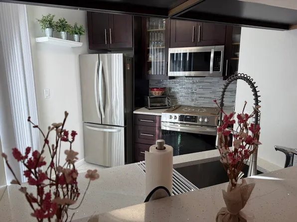 10451 W Broward Blvd APT 306, Plantation, FL 33324