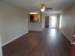 2103 Forge Hill Rd, Bryan, TX 77801