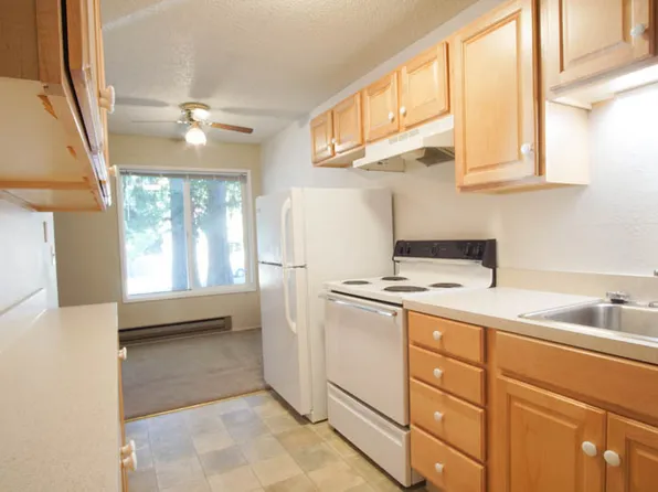 4030 SE Gladstone St APT 9, Portland, OR 97202